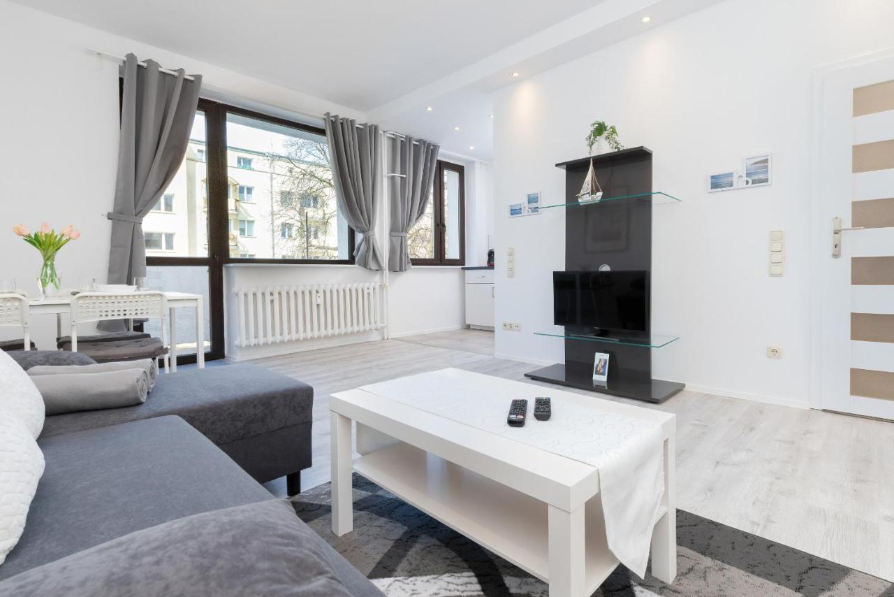 Riviera Swietojanska By Renters Apartment Gdynia